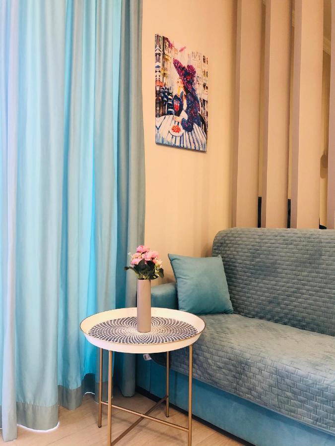 Wellconect Appartement Koetaisi Buitenkant foto