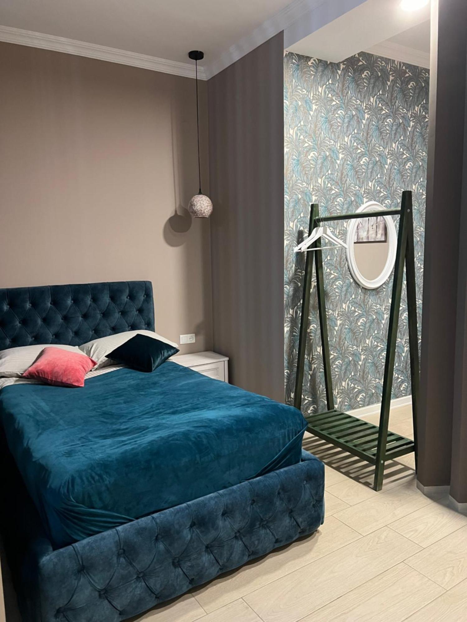 Wellconect Appartement Koetaisi Buitenkant foto